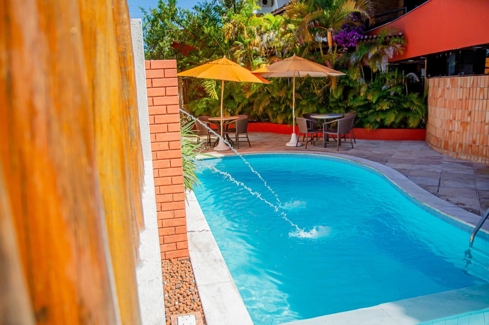 נטאל Garbos Soleil Hotel מראה חיצוני תמונה